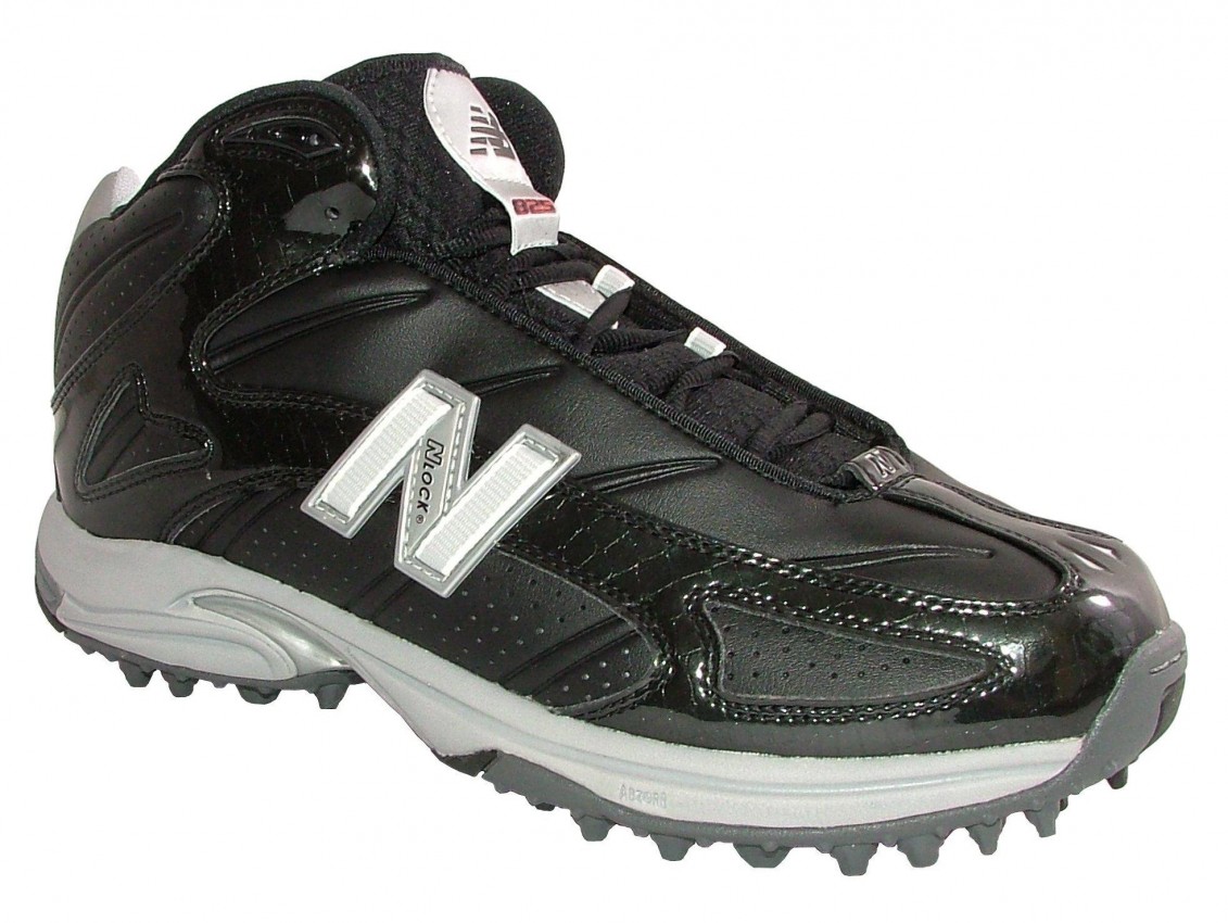Football shoes New Balance MF825 Mid 