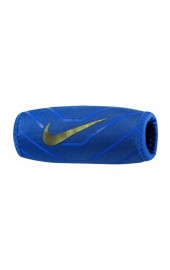 Nike DRI-FIT Chin Shield 3.0