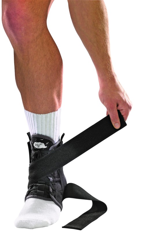 Mueller HG80 Ankle Brace with Straps Stabilizers cube Sport